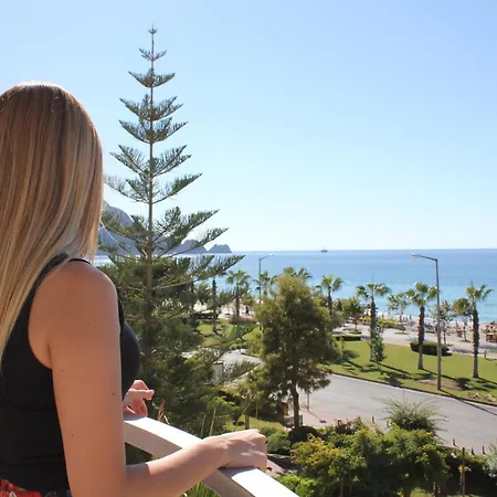 Belle Ocean Apart Otel 4*