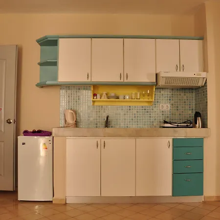 Belle Ocean Ξενοδοχείο με διαμερίσματα 4*