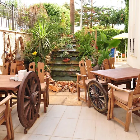 Ξενοδοχείο με διαμερίσματα Belle Ocean Αλάνια