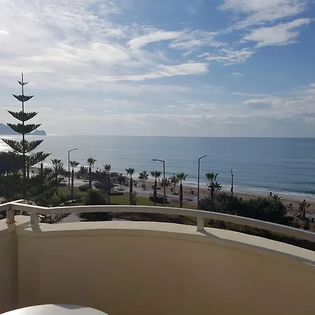 Belle Ocean Ξενοδοχείο με διαμερίσματα 4*